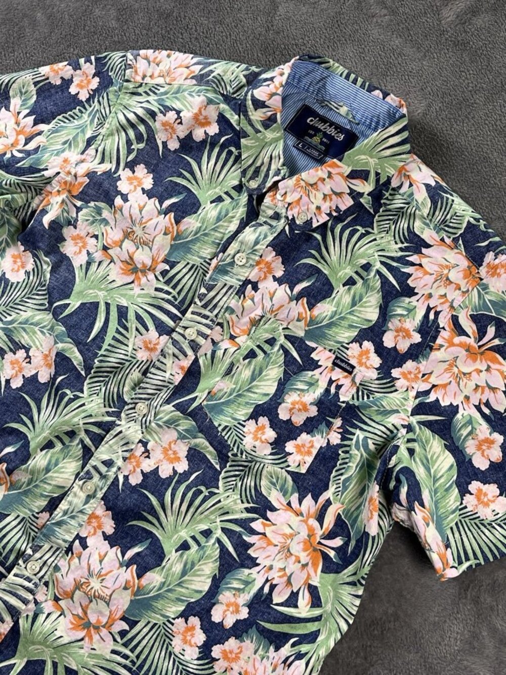 Chubbies Short Sleeve Hawaiin Shirt Button Up Floral Men's Large